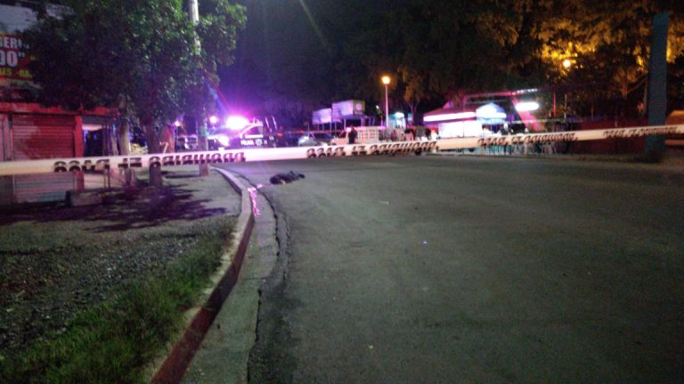 De cuatro disparos lo matan en la 5 de Mayo