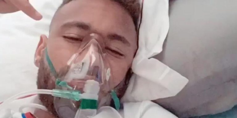 Neymar sube foto con respirador