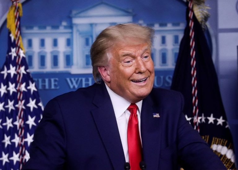 Renueva Trump ultimátum a México por narco