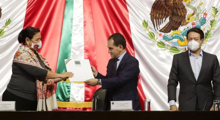 Adiós promesa de AMLO de crecimiento al 4%, estiman 0.6%