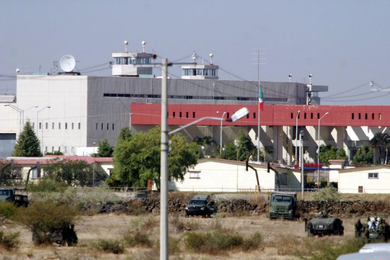 Anuncian el cierre del penal de Puente Grande