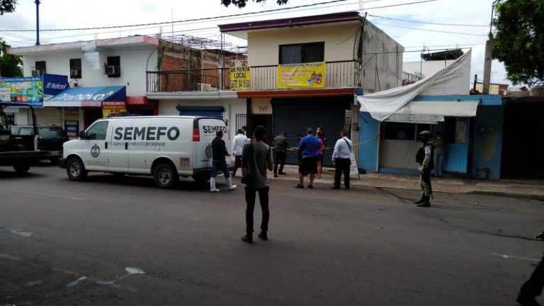 Muere anciano intoxicado por incendio en Culiacán