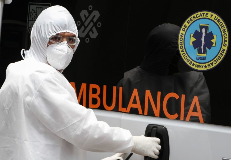 Suman 77 mil 646 muertes en México por COVID-19