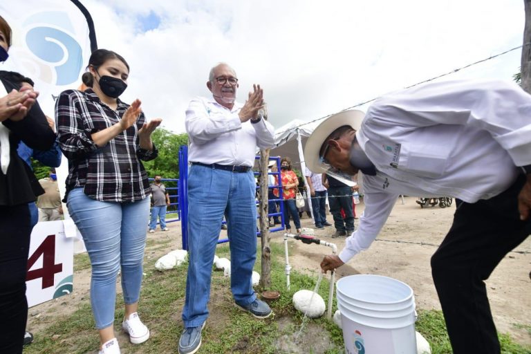 Después de 50 años tienen agua potable en El Arenal