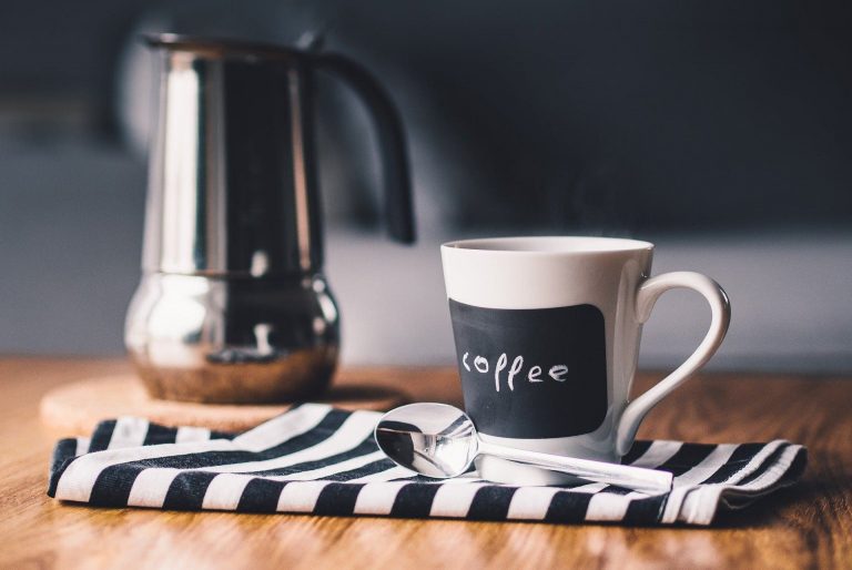 Beber café podría ser beneficioso para abatir cáncer de colon