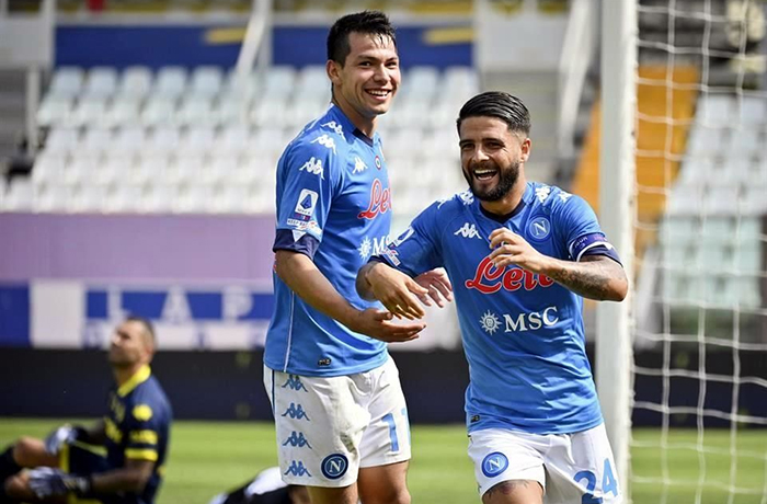 Es Lozano titular en triunfo del Napoli