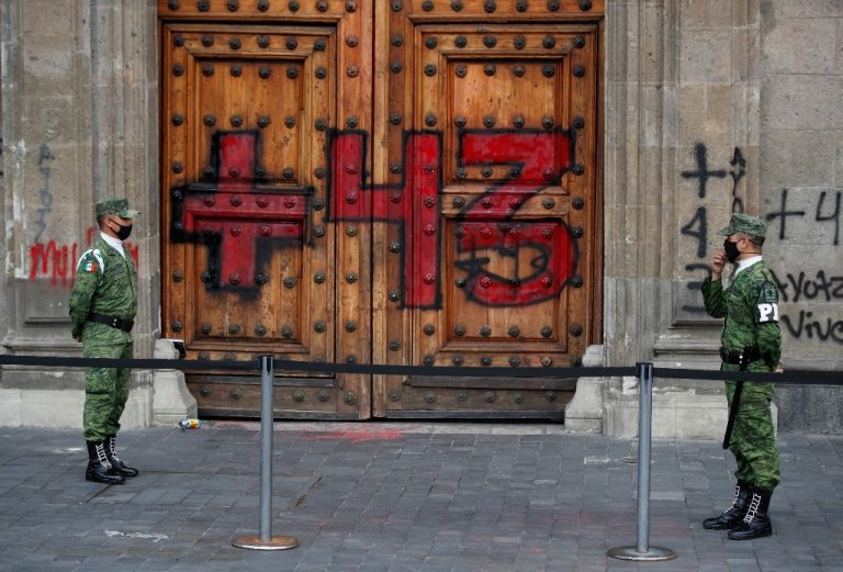 Encubrió, mintió y torturó el gobierno pasado, señala fiscal