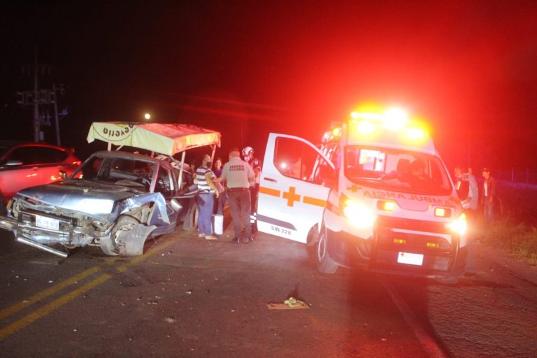 Cinco heridos en accidente en El Limón de los Ramos