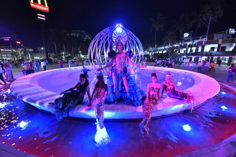 Ilumina la ‘Perla del Pacífico’ la zona turística de Mazatlán