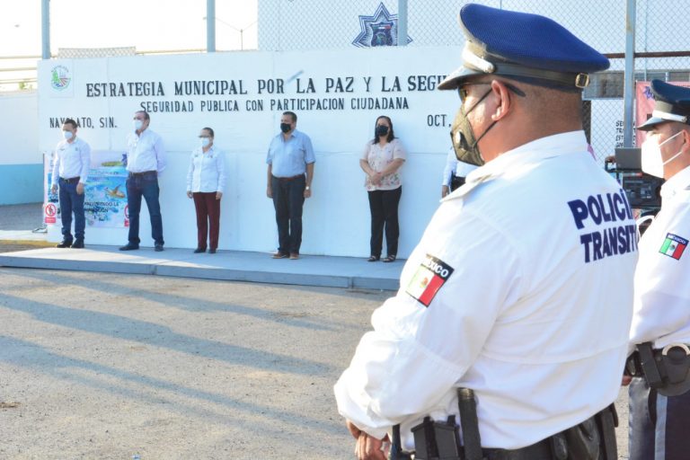 Rinde Navolato un minuto de silencio a policías fallecidos por COVID-19