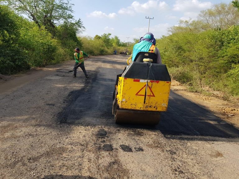 Presume Culiacán tapado de baches en sindicaturas