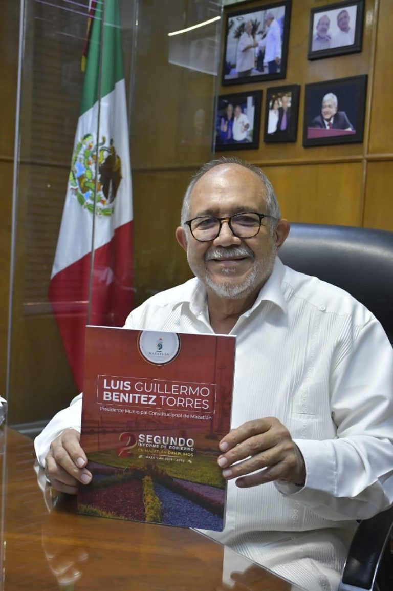 Gobernamos para pobres y ricos: ‘Químico’ en su Segundo Informe