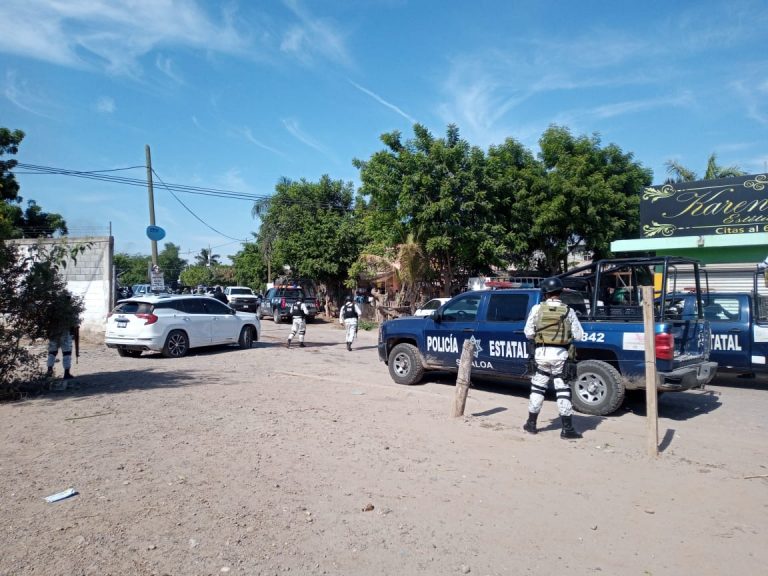 Deja 4 heridos balacera en Villa Juárez; decomisan armas y autos