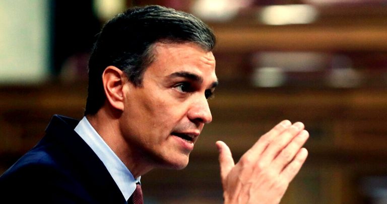 Declara España toque de queda por coronavirus