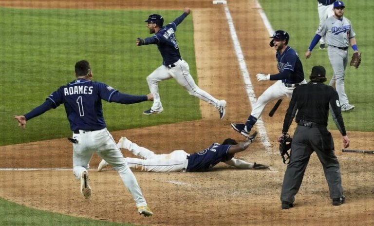 ¡Final de locura! Rays deja en el terreno a Dodgers y empata la Serie Mundial