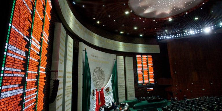 Madrugan al INE: diputados avalan ir por reelección sin dejar curules