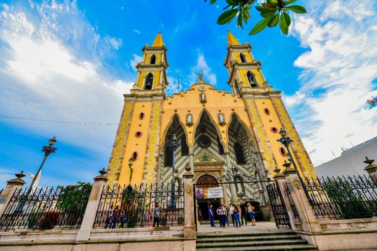 Registra Mazatlán descenso en casos de COVID-19