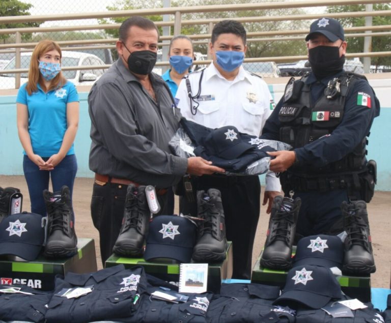 Crea Navolato el primer prontuario del Bando de Policía y Gobierno en México