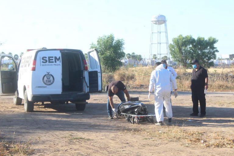 Lo hallan muerto en parque de Terranova