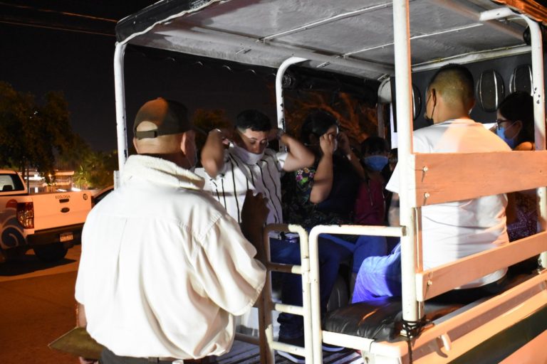 Aplican 120 multas al transporte de alquiler por exceso de volumen