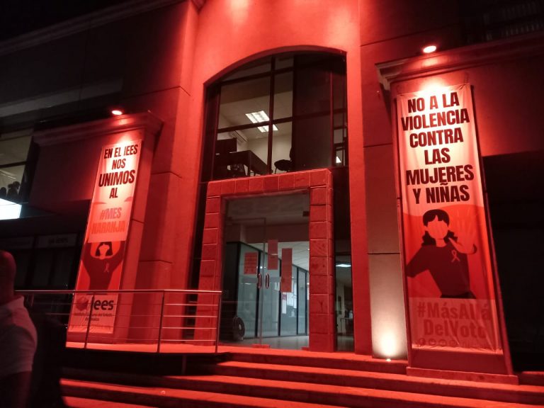 Se une IEES a los 16 días de activismo contra violencia de género