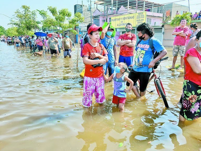 Mantuvo CFE llenas las presas en Tabasco, y desfogó en la época de lluvias