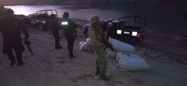 Decomisan 13 costales con mariguana en Choix