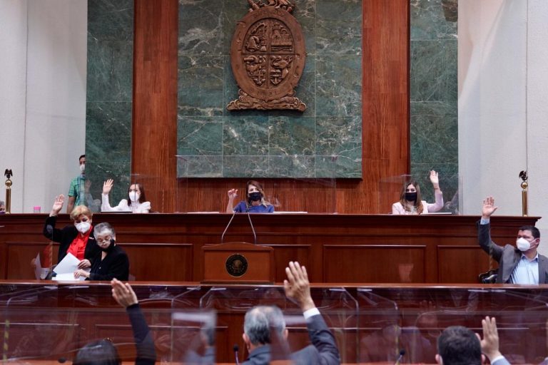 Acuerdan ingresos 2021 de 13 municipios