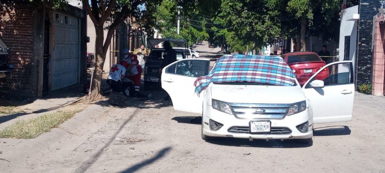 Atacan a balazos a padre e hijo en Villa Bonita