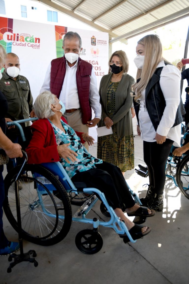 Ya no hay cabida para entrega de apoyos a cambio de favores: Estrada