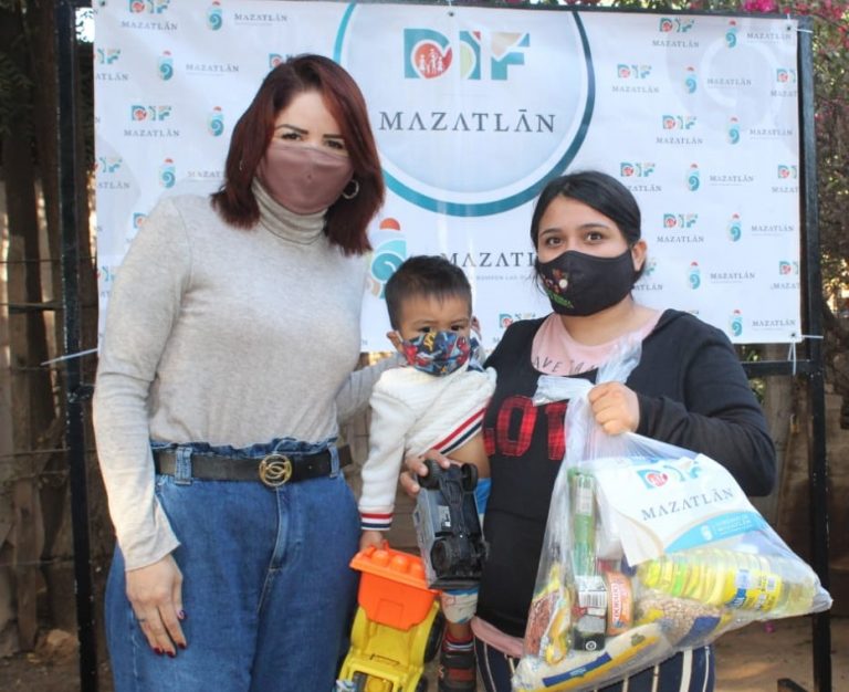 Da DIF Mazatlán 500 despensas a sectores marginados