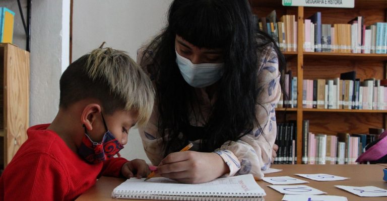 Dejarán 628 mil niños y jóvenes estudios por crisis del COVID-19