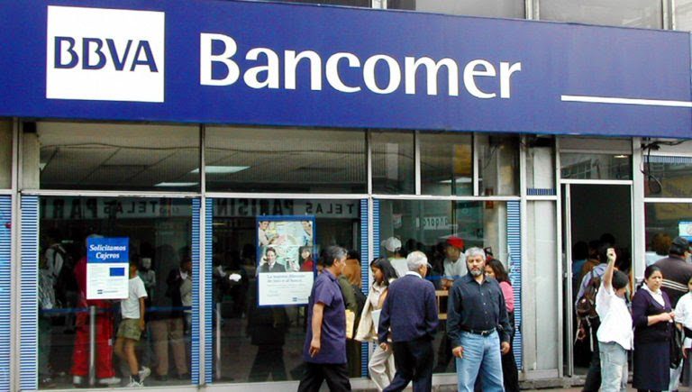 Reportan caída de la app de BBVA Bancomer