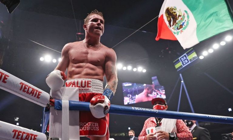¡Descomunal! El mejor Canelo Álvarez apareció para coronarse en súper mediano