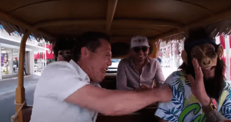 Explota Julio César Chávez en plena entrevista, ‘Te voy a bajar y te voy a meter una pu…’, dice