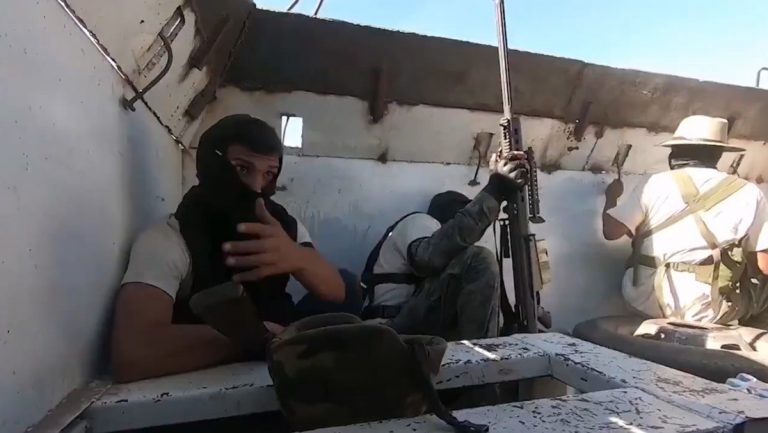 Reporteros y las autodefensas bajo fuego en Michoacán