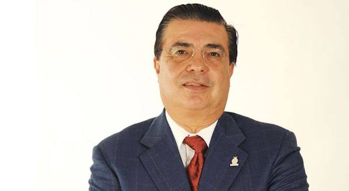 Muere por COVID-19 el exsecretario de Salud, Ernesto Echeverría