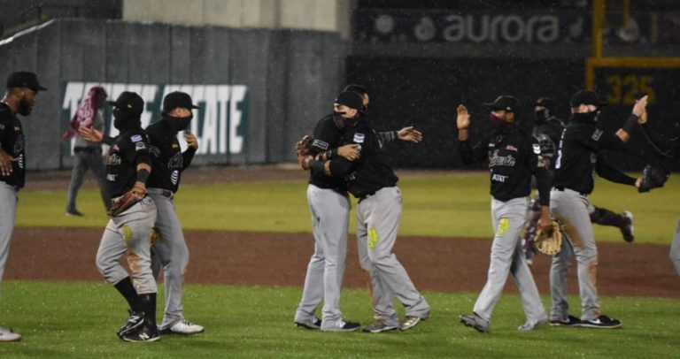Tomateros y Naranjeros se vuelven a ver las caras en una serie final
