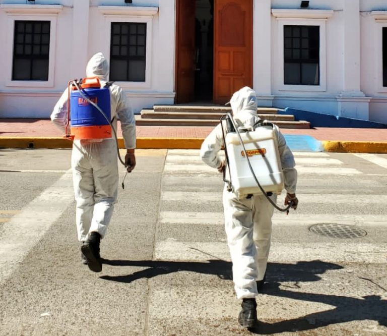 Sanitiza Navolato sitios públicos por repunte de COVID-19