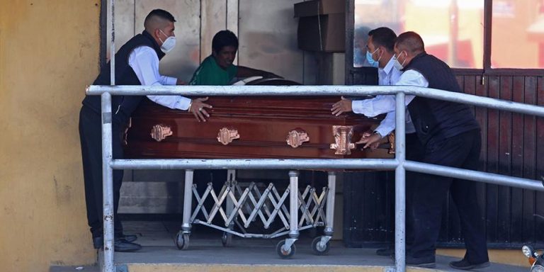 Registra México nuevo récord en contagios y muertes por COVID-19