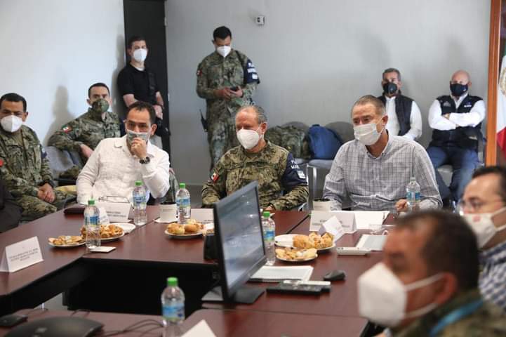 Recibe Quirino a SHCP y al titular de la Marina