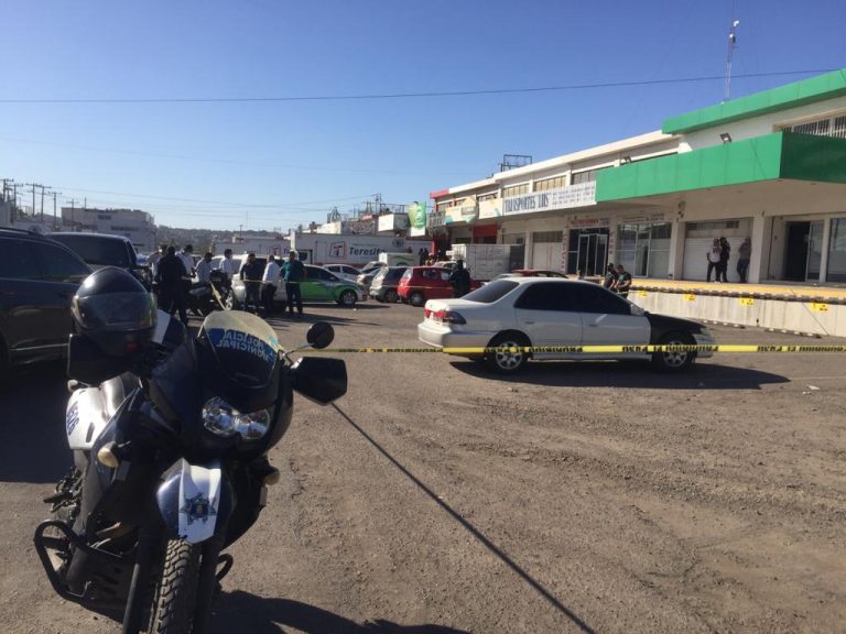 Asesinan a automovilista en el Mercado de Abastos