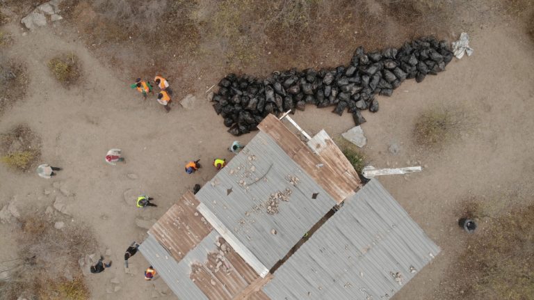 Recolectan en Cerro de la Virgen 300 bolsas de basura
