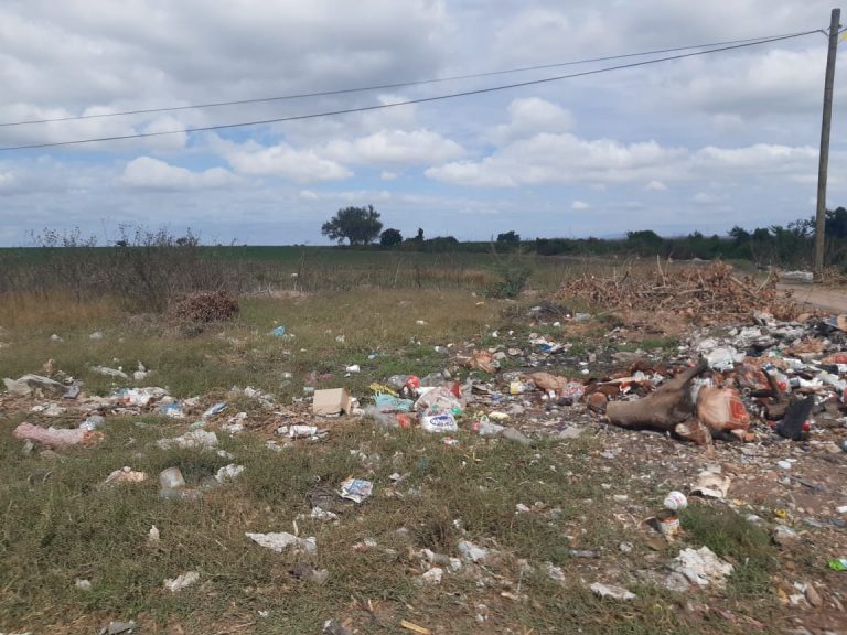 Saturan de basura calles de Villa Juárez