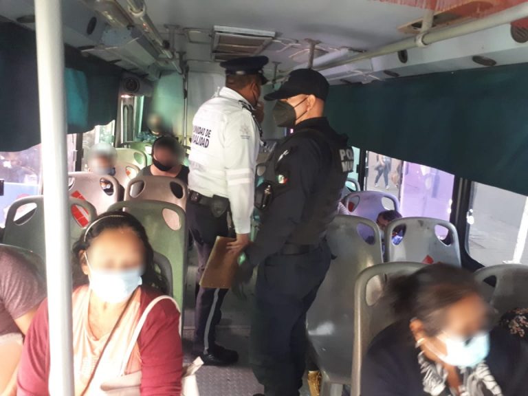 Usa Culiacán policías para obligar uso de cubrebocas