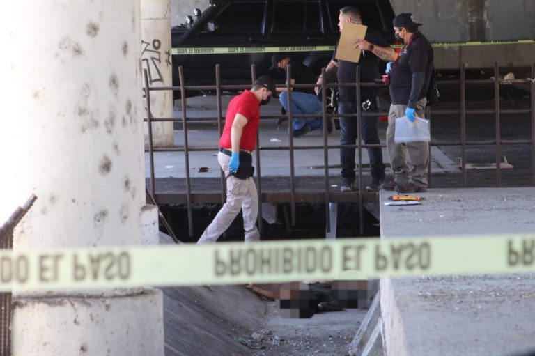 Asesinan a militar en el Centro de Culiacán
