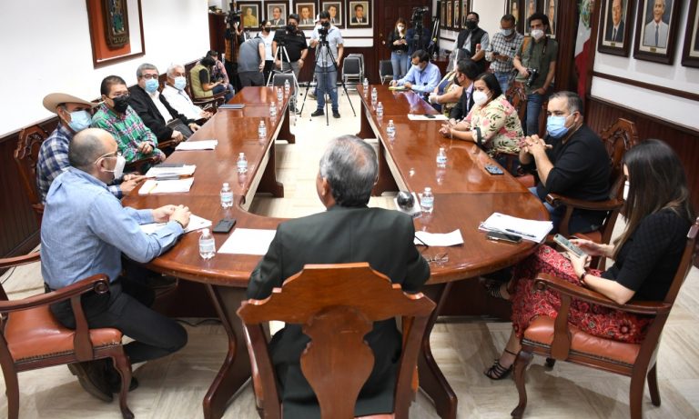 Plantea Estrada a Eldorado municipalización ‘atorada’