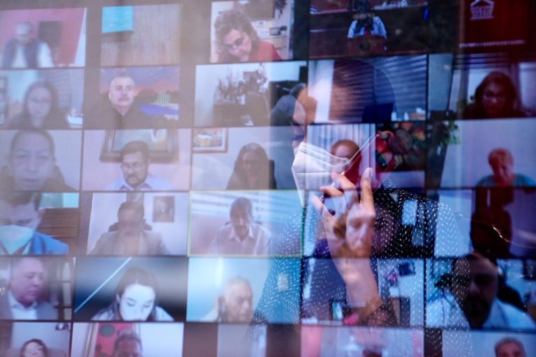 Aprueban voto para gobernador de sinaloenses en el extranjero