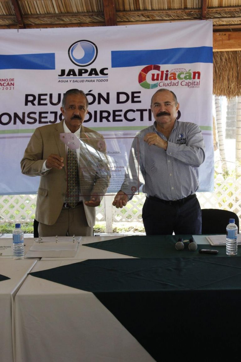 Dan a JAPAC placa por 15 años de calidad