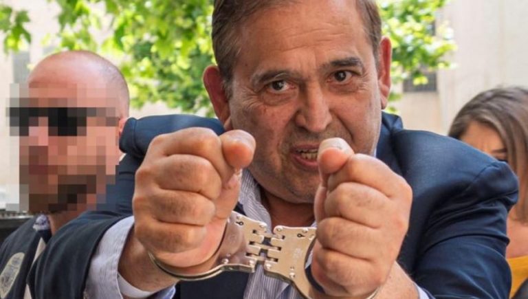 Alonso Ancira vuela hacia México